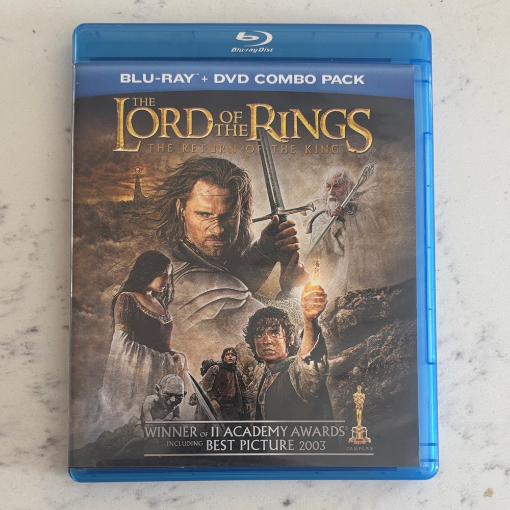 Lord of the Rings: Return of the King Blu-ray + DVD Combo Pack
